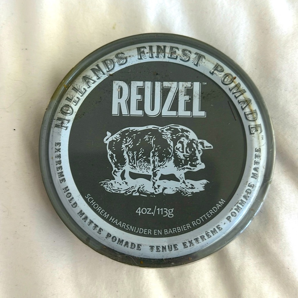 Reuzel extreme hold pomade